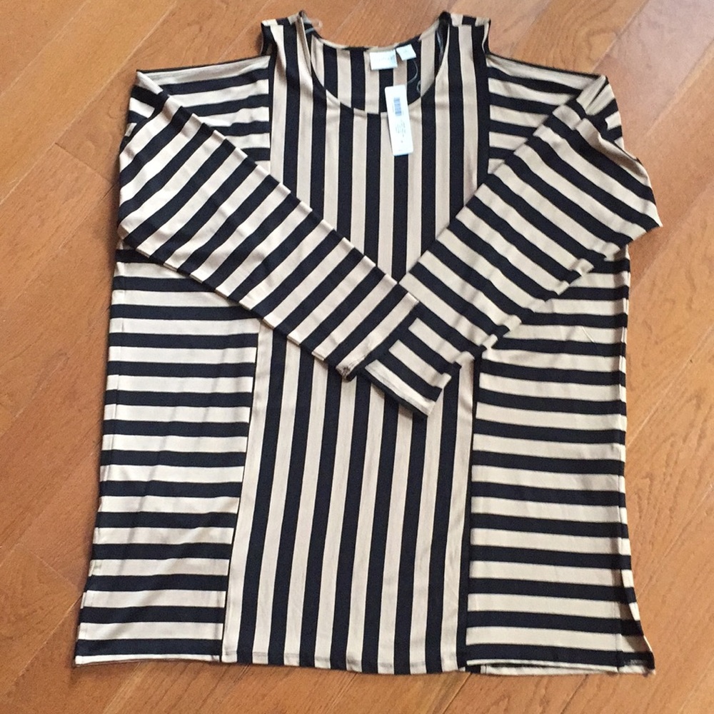 Women’s cold shoulder top
